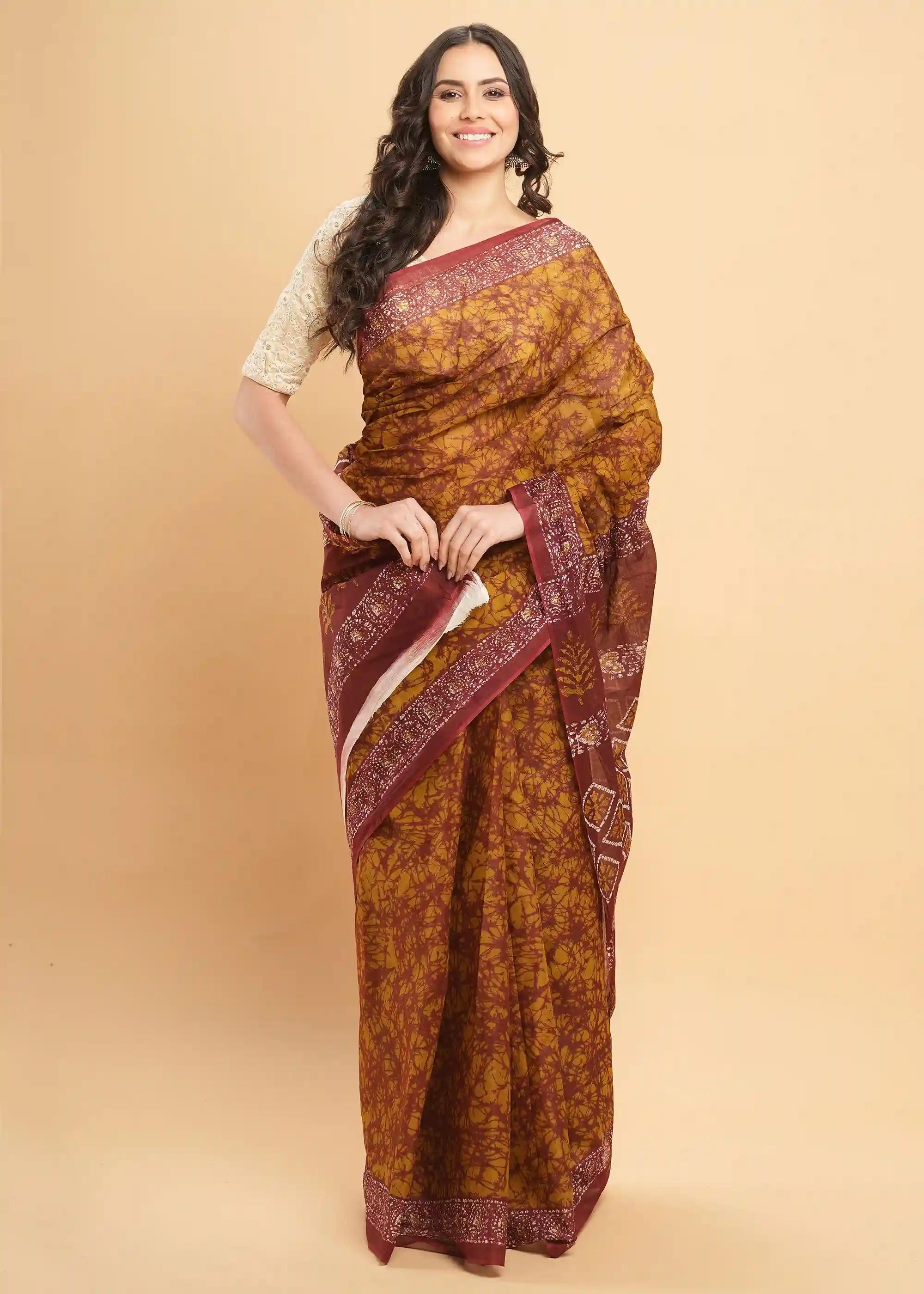 Mul Mul Pure Cotton Crack Dyed Pattern Printed Gadwal Saree - Mustard Maroon