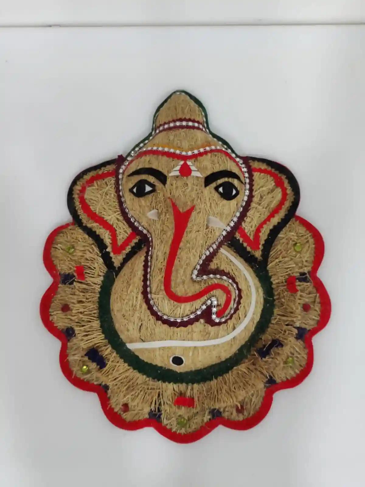 Vetiver Floral Ganesh