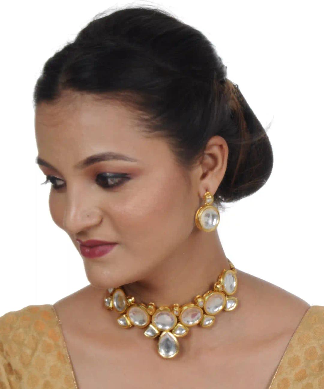 Gold Plated(18k) Big Round Kundan Choker Necklace & Earrings - White