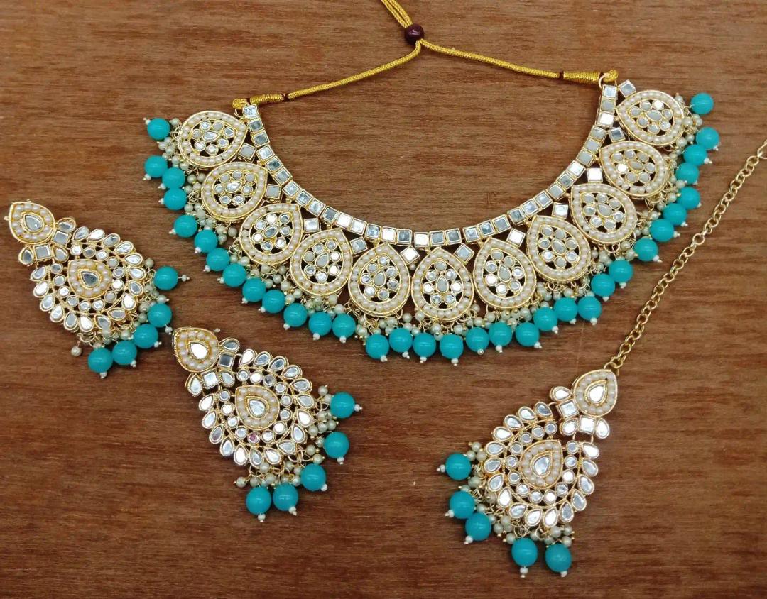 Round Drops With Mirror Style Kundan Necklace Set - Firozi