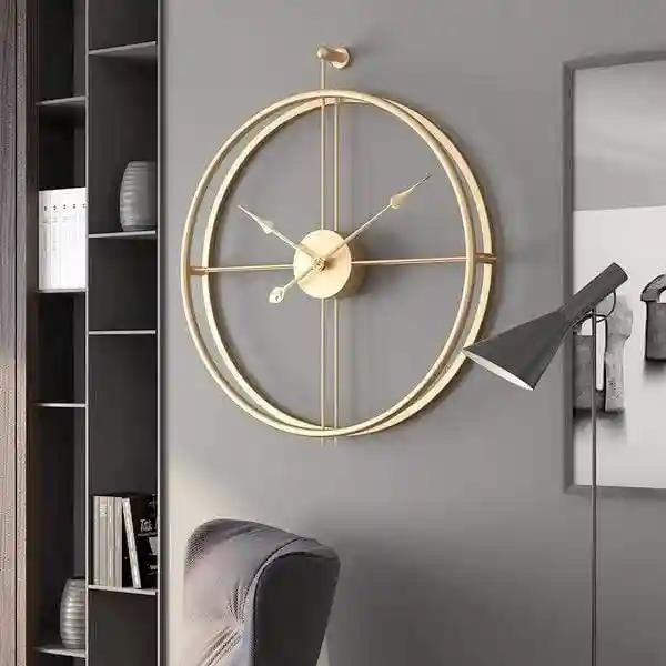 Golden Minimalist Wall Clock - 18 Inch